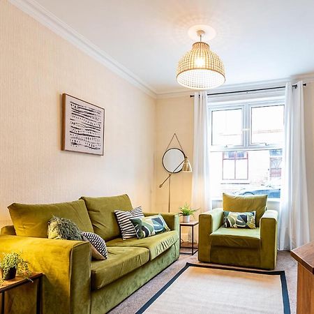 2 Bed, Up To 6 Guests Near Chester City Centre Buitenkant foto