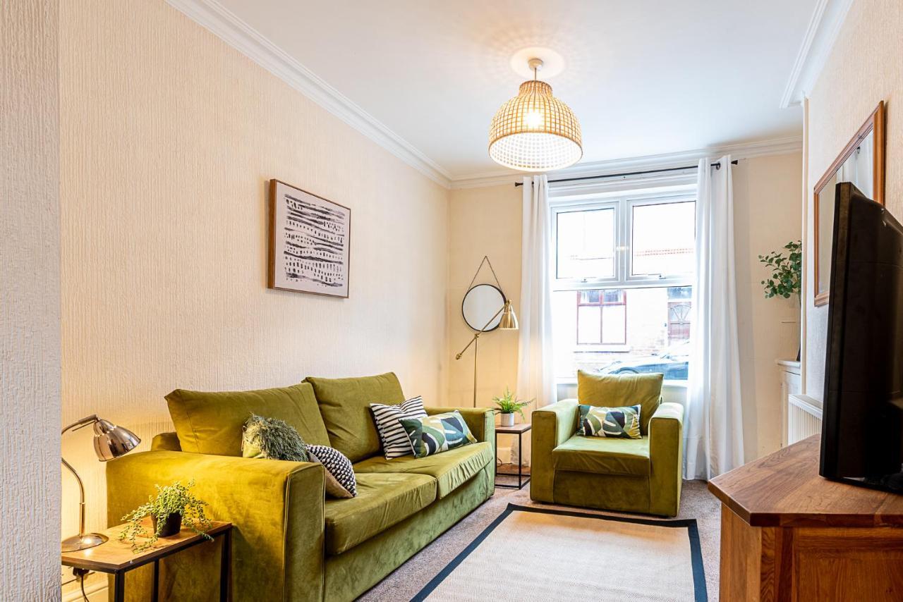2 Bed, Up To 6 Guests Near Chester City Centre Buitenkant foto