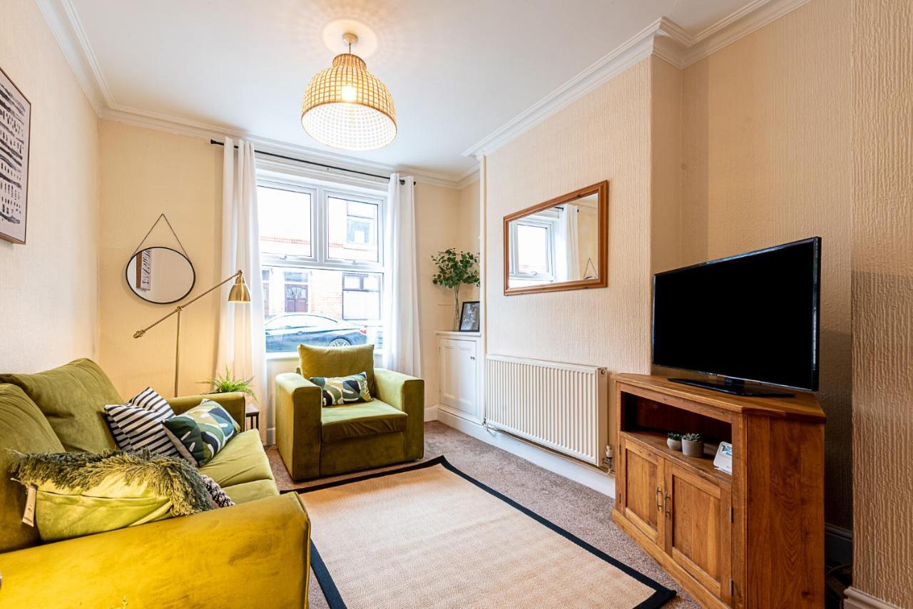 2 Bed, Up To 6 Guests Near Chester City Centre Buitenkant foto